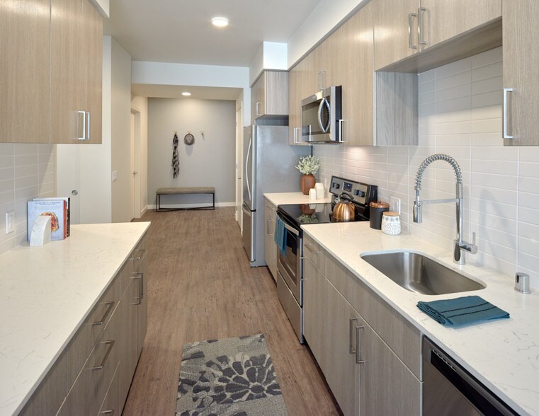 More Photos Of 16450 Redmond Way, Redmond Apartments For Lease