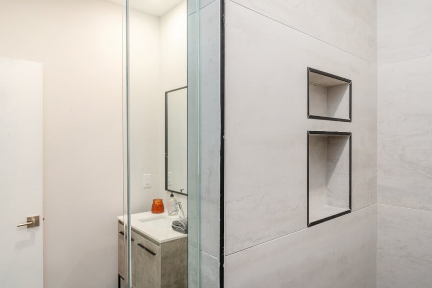 More Photos Of 3503 Midvale Ave, Philadelphia Apartments For Sale
