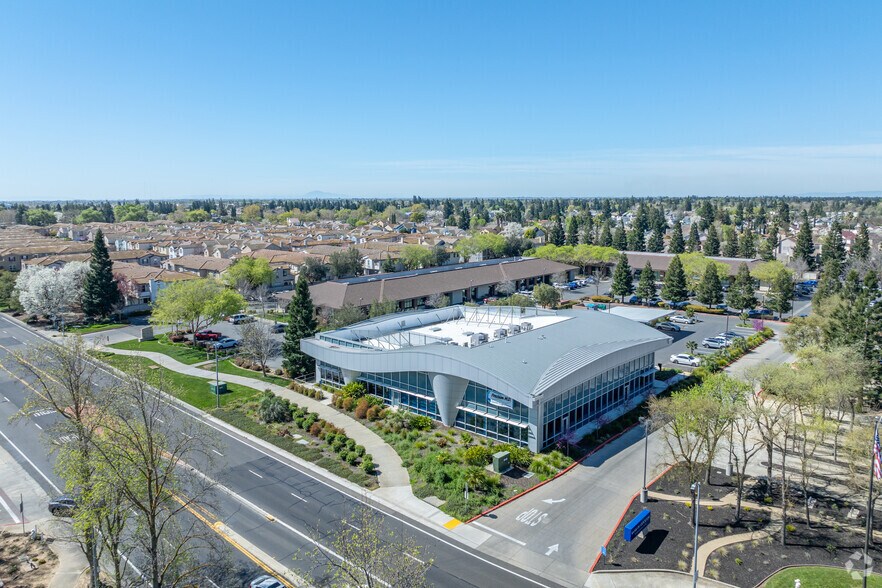 More Photos Of 9250 Big Horn Blvd, Elk Grove Medical For Lease