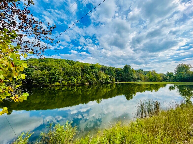 More Photos Of 3134 E Van Buren, Eureka Springs Hotel For Sale