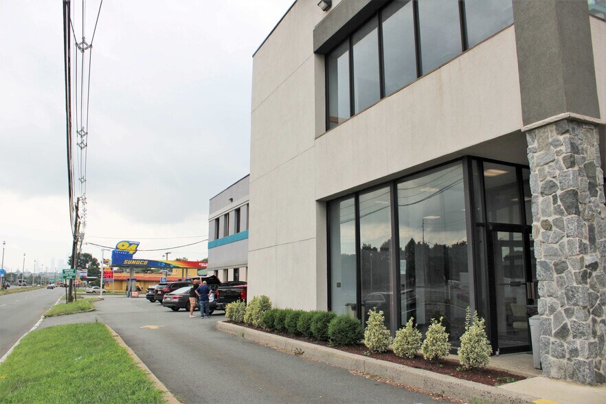 More Photos Of 255 Route 3, Secaucus Medical For Lease