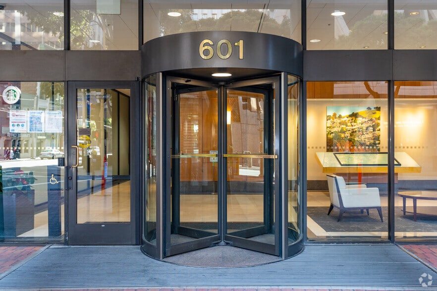 More Photos Of 601 Montgomery St, San Francisco Office For Lease
