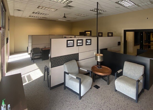 More Photos Of 200 Progress Ave, Siloam Springs Unknown For Lease