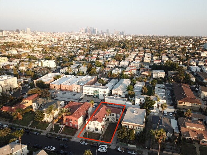 More Photos Of 1152-1158 S Bronson Ave, Los Angeles Apartments For Sale