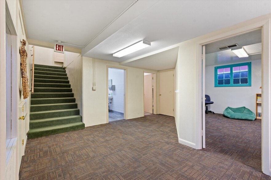 More Photos Of 2100 7th St, Baker City Specialty For Sale