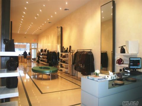 More Photos Of 7947 Jericho Tpke, Woodbury General Retail For Lease