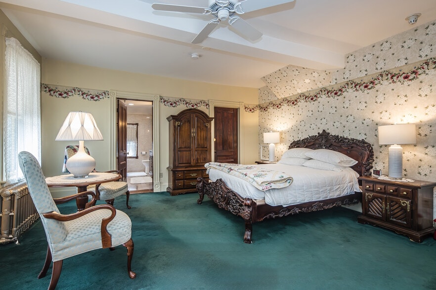 More Photos Of 70 N Main St, Rutland Hospitality For Sale