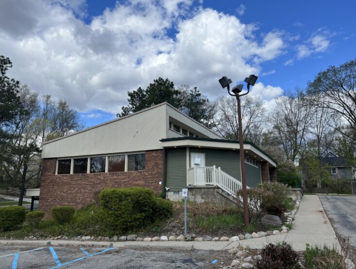 More Photos Of 2725 S Milford Rd, Highland Township Medical For Lease