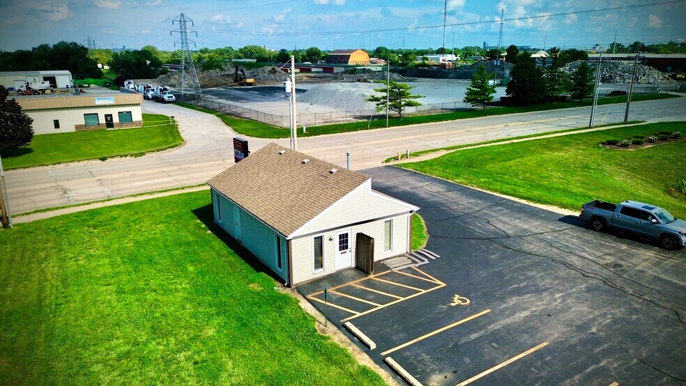 More Photos Of 2801 N Jasper St, Decatur Industrial For Sale