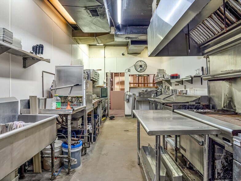 More Photos Of 1818 Sidney St, Saint Louis Specialty For Sale