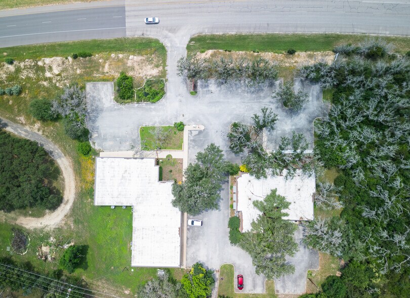 More Photos Of 13438-1 Bandera Rd, Helotes Office For Sale