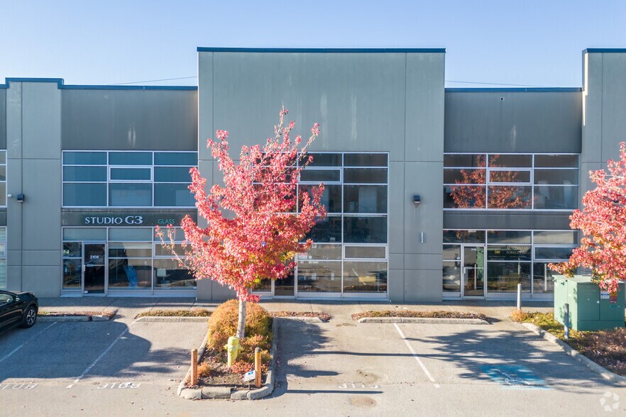 More Photos Of 1225 Kingsway Ave, Port Coquitlam Warehouse For Lease