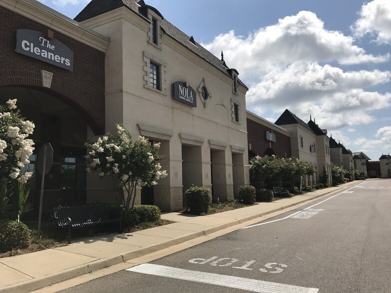 More Photos Of 119 Colony Crossing Way, Madison General Retail For Lease