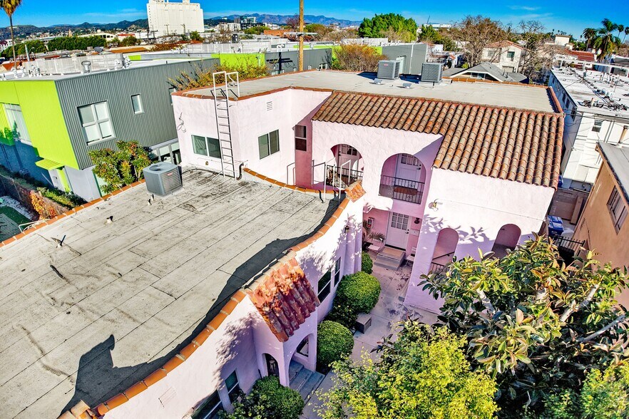 More Photos Of 846-848 N Sycamore Ave, Los Angeles Apartments For Sale