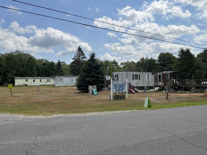 More Photos Of 434 Tate Rd, Corinth Trailer Camper Park For Sale