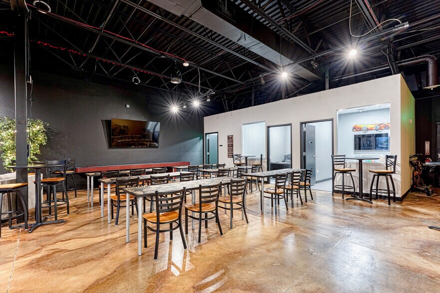 More Photos Of 18951 E Mainstreet, Parker Freestanding For Lease