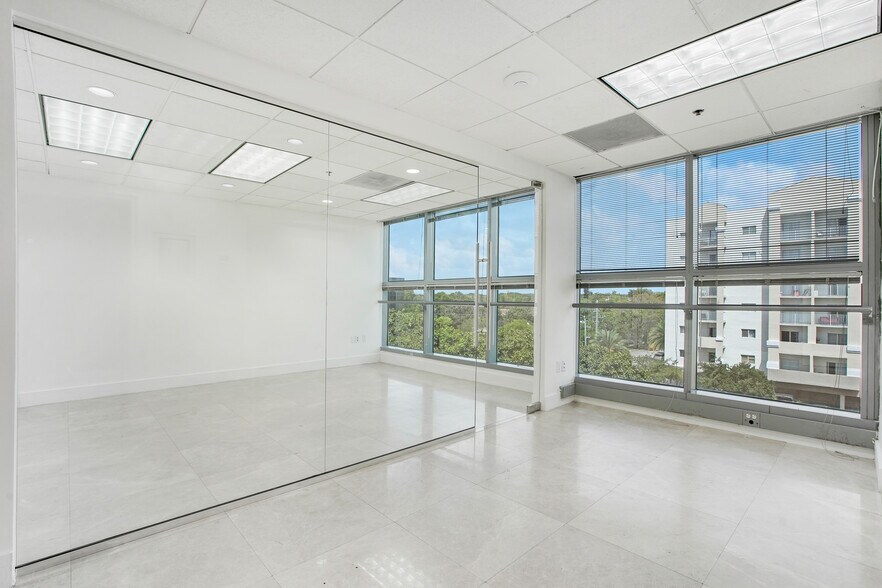 More Photos Of 2121 SW 3rd Ave, Miami Office For Lease