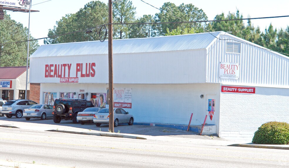 More Photos Of 2105 Decker Blvd, Columbia Freestanding For Sale