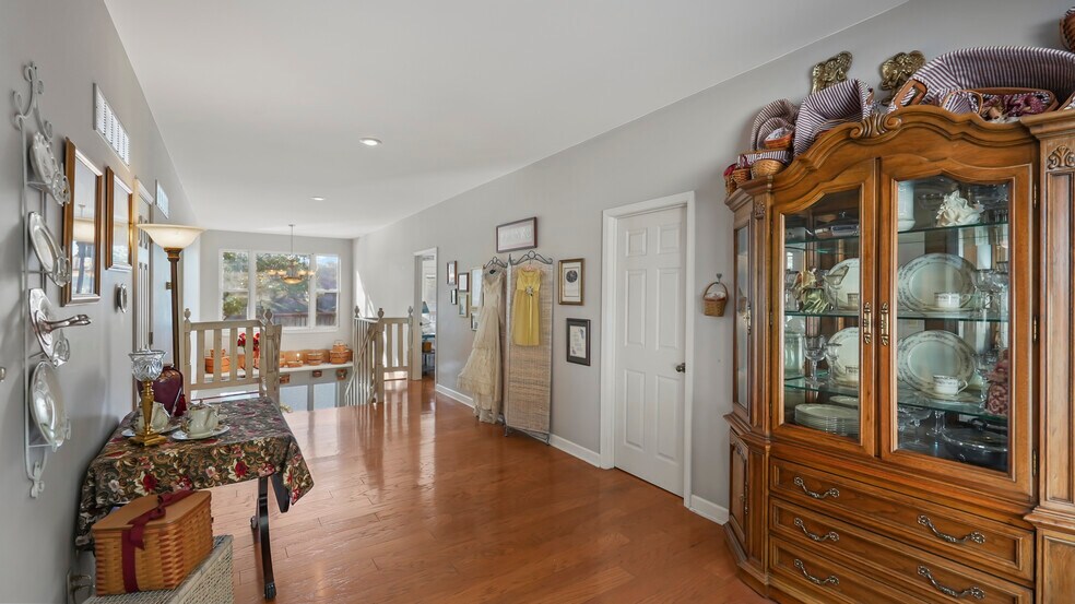 More Photos Of 1117 Dogwood Rd, Lake Ozark Multifamily For Sale