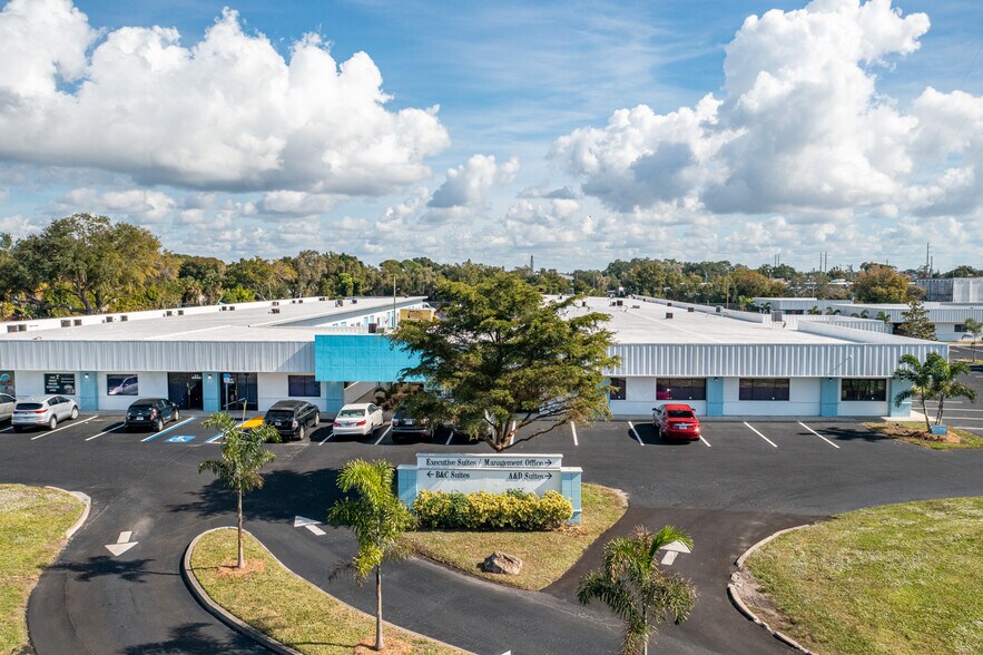 Primary Photo Of 4301 32nd St, Bradenton Flex For Lease