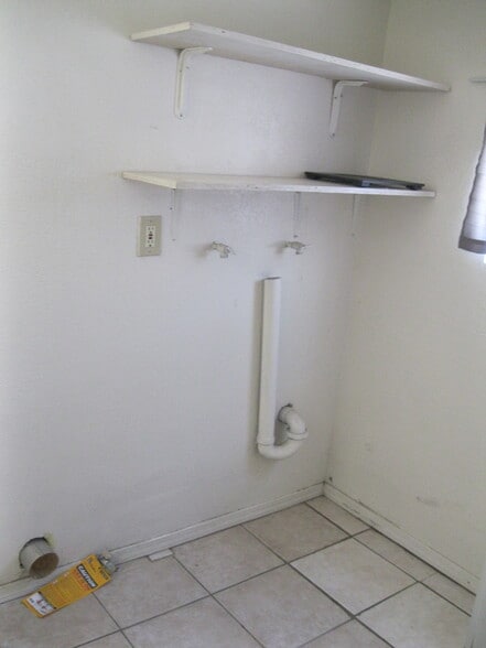 More Photos Of 10567 Ohio St, Loma Linda Multifamily For Sale