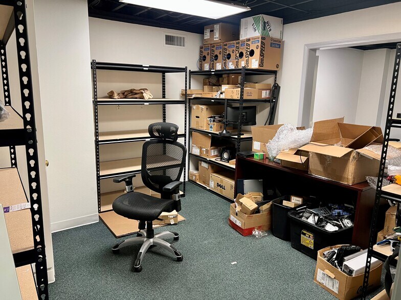 More Photos Of 1177 Pearl St, Eugene Office For Sale