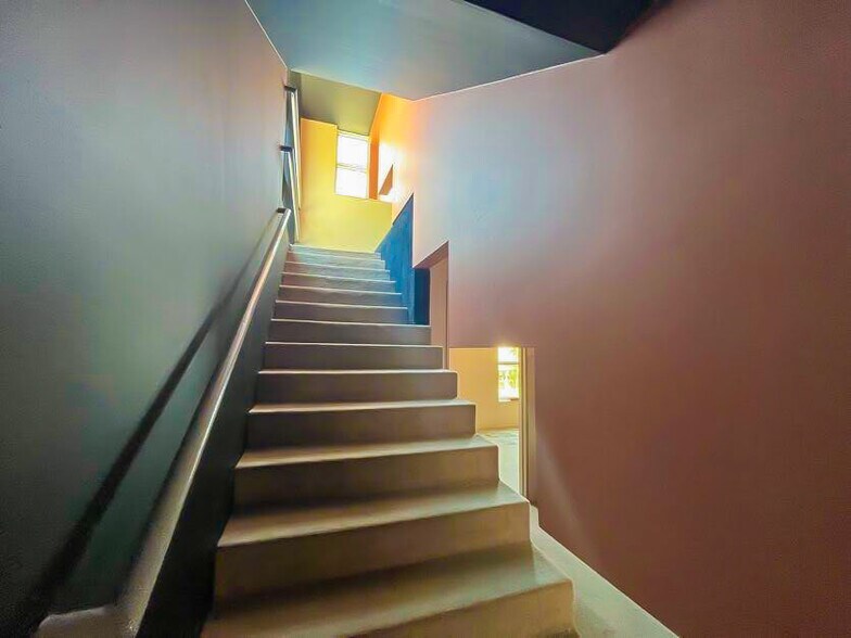 More Photos Of 357 N Craig St, Pittsburgh Office For Sale