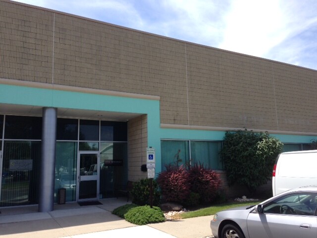 More Photos Of 3910 Park Ave, Edison Light Distribution For Lease