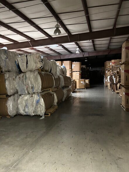 More Photos Of 180 Mount Paran Rd, Jacksboro Distribution For Lease