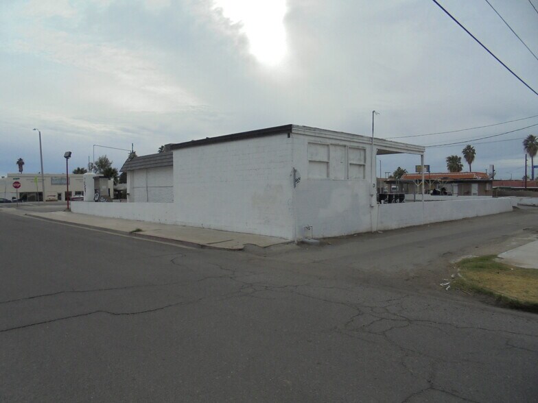 More Photos Of 945 E Hobsonway, Blythe Auto Dealership For Sale