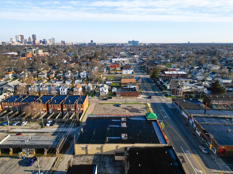 More Photos Of 1351 S Parsons Ave, Columbus General Retail For Sale