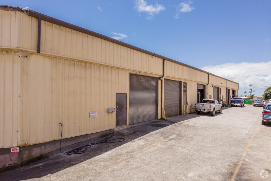 More Photos Of 99-1405 Koaha Pl, Aiea Warehouse For Lease