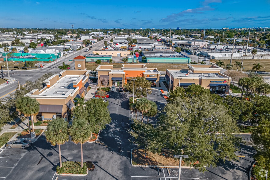 More Photos Of 540 NW 7th Ave, Fort Lauderdale Unknown For Lease