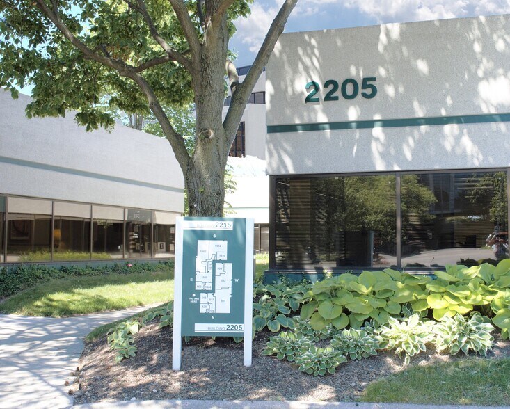 More Photos Of 2255 Enterprise Dr, Westchester Unknown For Lease