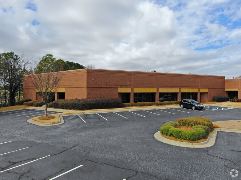 More Photos Of 4896 N Royal Atlanta Dr, Tucker Unknown For Lease