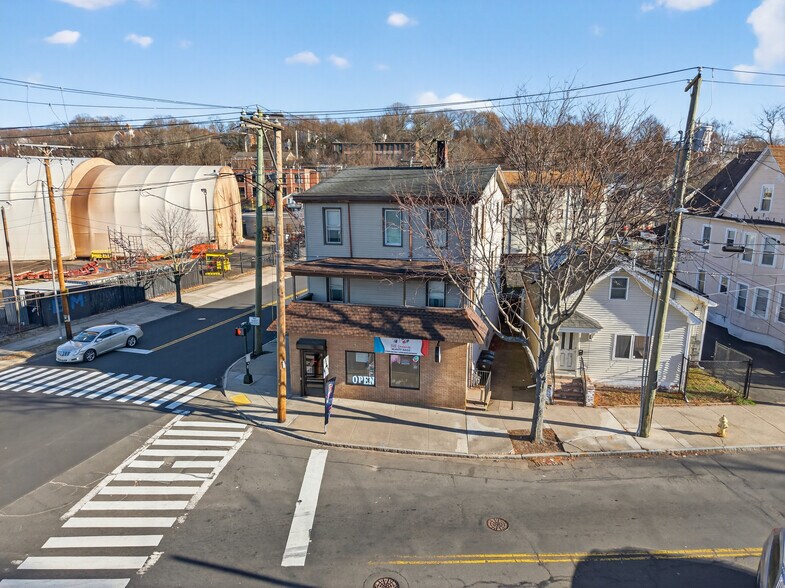 More Photos Of 223 Farren Ave, New Haven Storefront Retail Residential For Sale