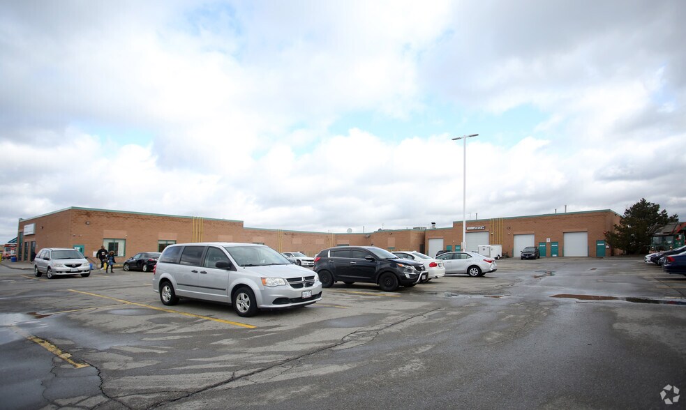 More Photos Of 59 First Gulf Blvd, Brampton Freestanding For Sale