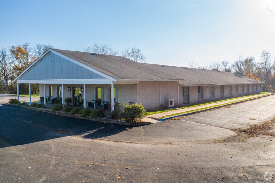 More Photos Of 2 Ridge Rd, Phoenixville Hotel For Sale