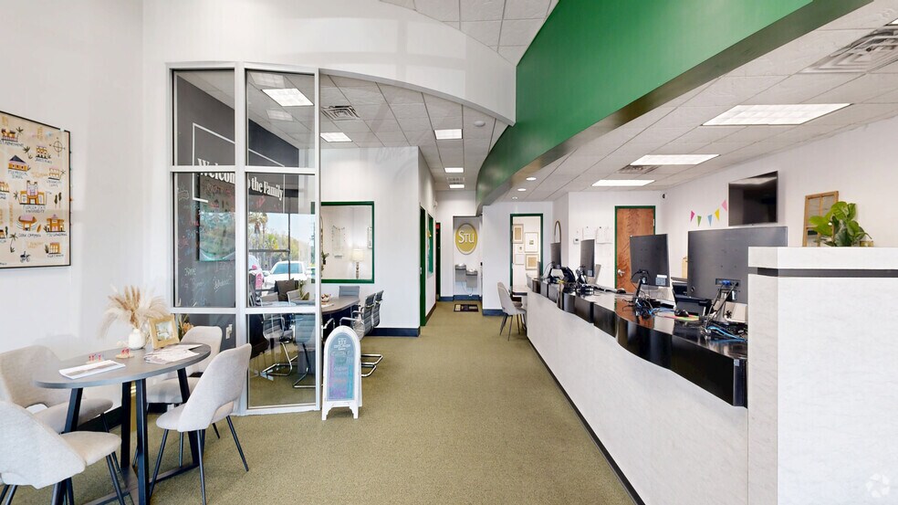 More Photos Of 2020 W Pensacola St, Tallahassee Storefront For Lease