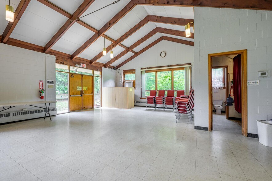 More Photos Of 240 Creek Rd, Mount Laurel Religious Facility For Sale