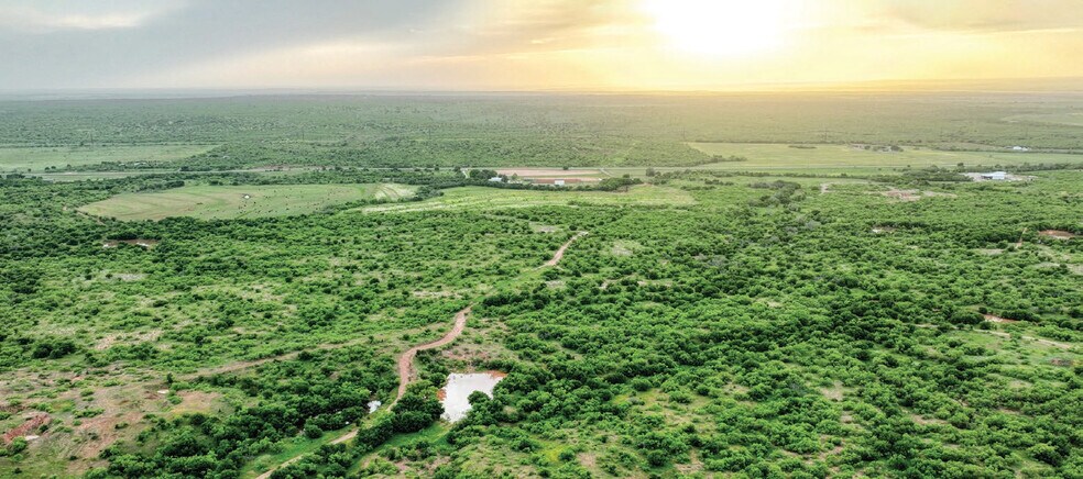 More Photos Of 1510 US Highway 83, Childress Land For Sale