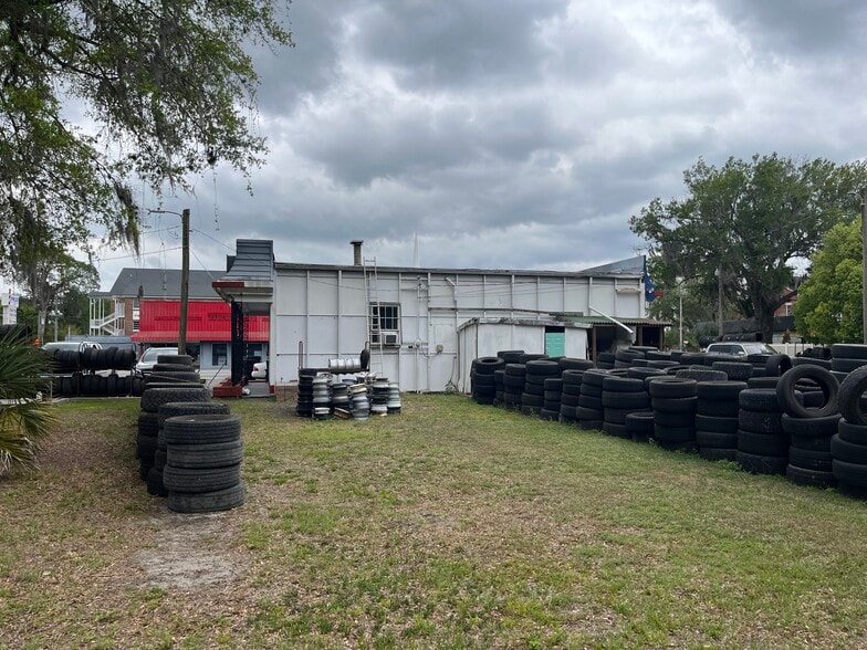 More Photos Of 207 N Temple Ave, Starke Auto Repair For Sale