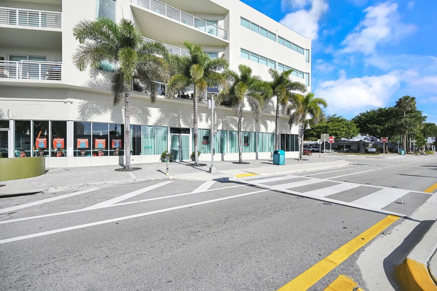 More Photos Of 2301 Wilton Dr, Wilton Manors Apartments For Sale