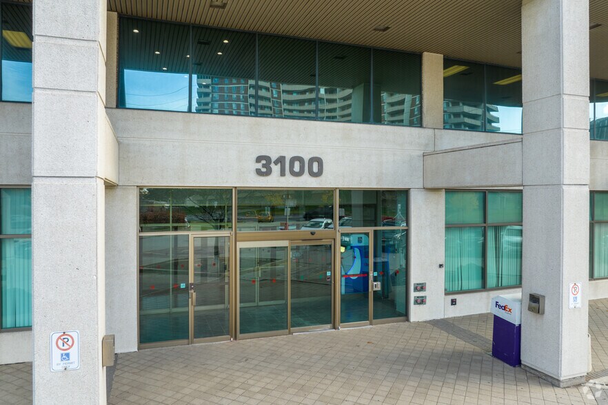 More Photos Of 3100 Steeles Ave W, Vaughan Medical For Lease