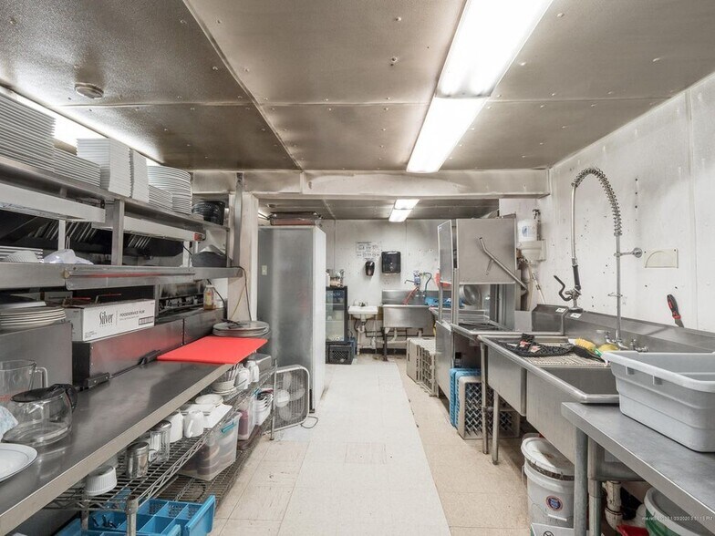 More Photos Of 656 N High St, Bridgton Hotel For Sale