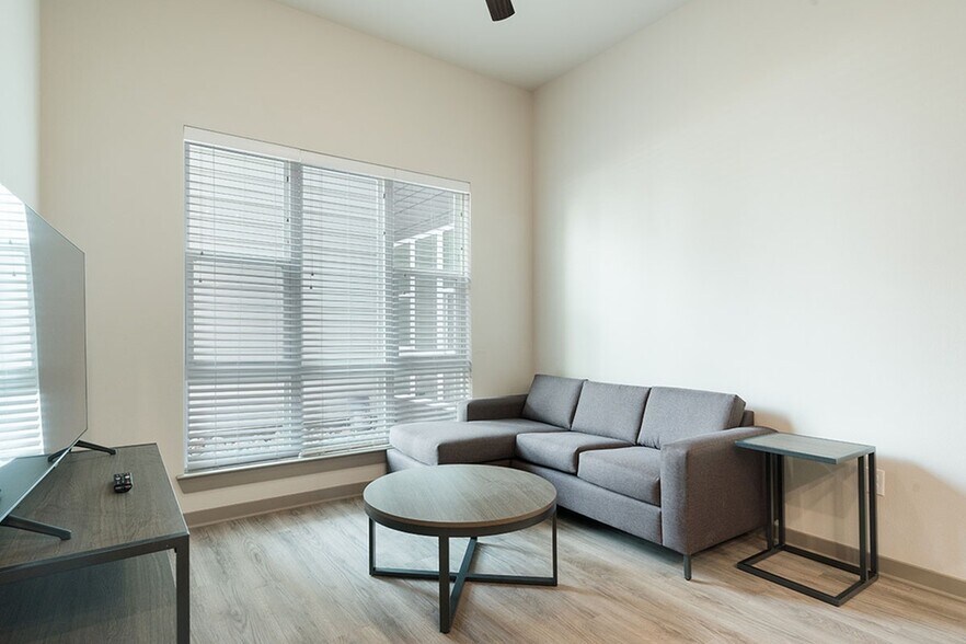 More Photos Of 3000 Northside Blvd, Richardson Multifamily For Sale