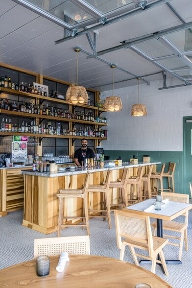 More Photos Of 704 Wooster Pike, Terrace Park Fast Food For Sale