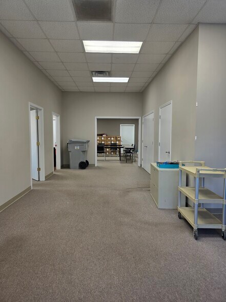 More Photos Of 93 Vickers Rd, Waycross Medical For Lease