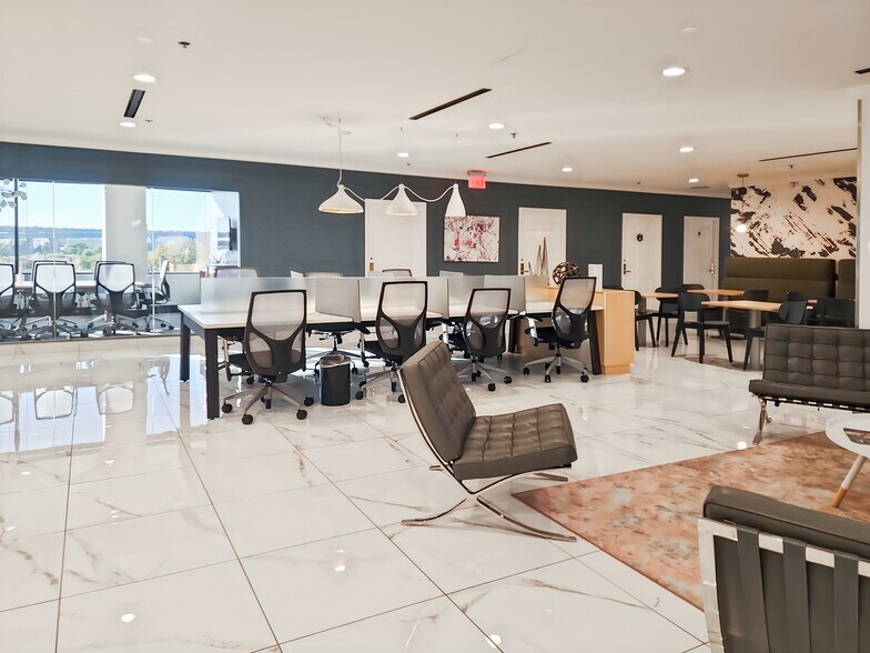 More Photos Of 3111 Camino del Rio N, San Diego Coworking Space