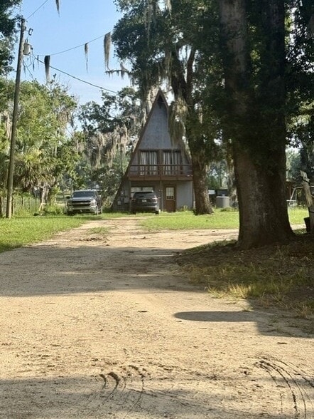 More Photos Of 17323 Lake St, Umatilla Specialty For Sale